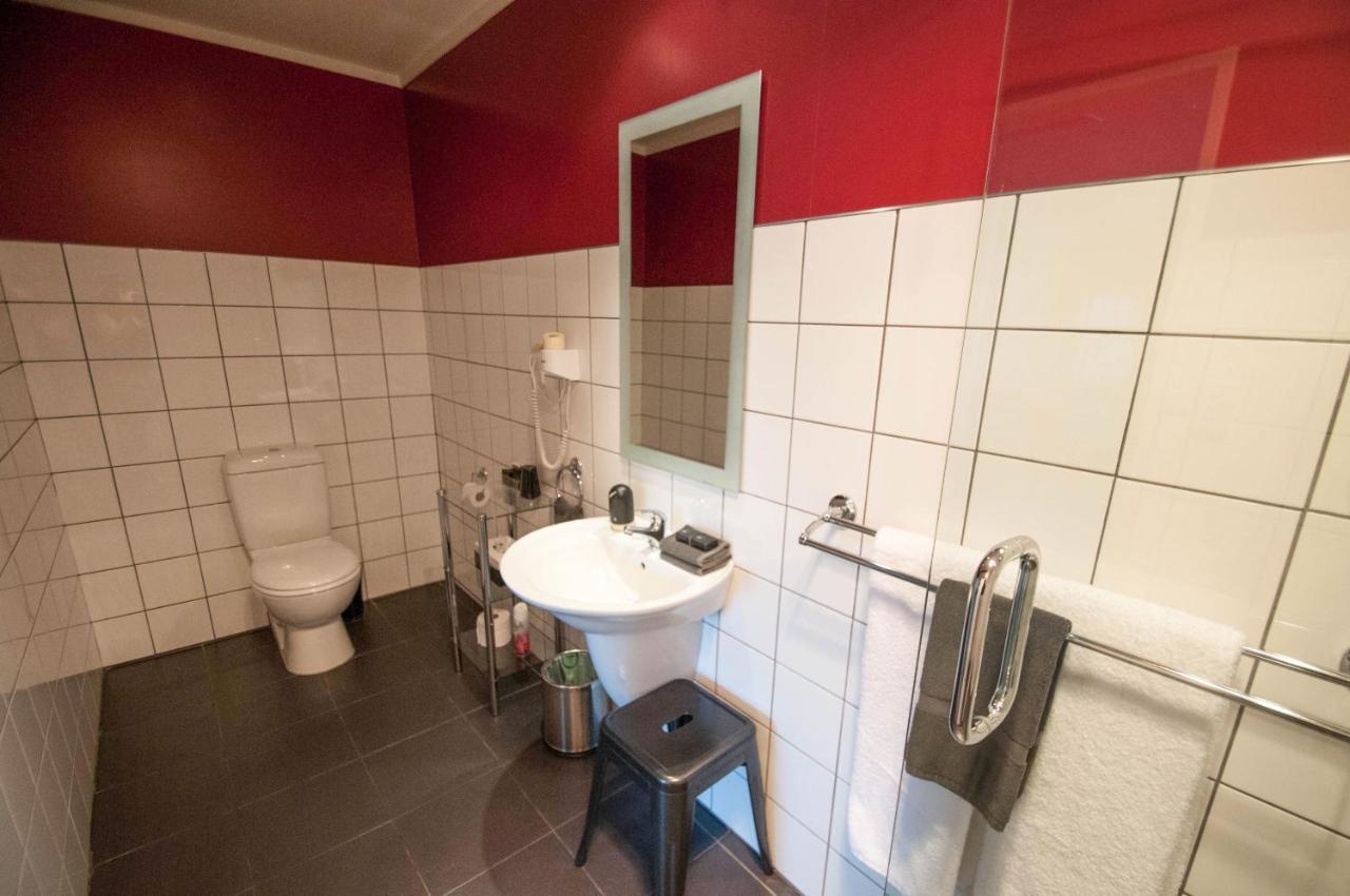 Jafa'S Motels Lawrence Екстериор снимка